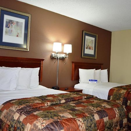 Americas Best Value Inn Tulsa I-44 Oakhurst Habitación foto